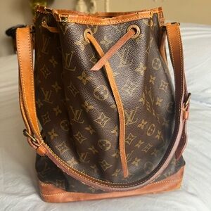 Vintage Louis Vuitton Bucket Bag